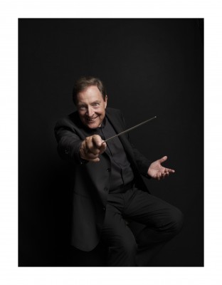 Howard Griffiths, Dirigent (Foto: Thomas Rabsch) Howard Griffiths, Dirigent (Foto: Thomas Rabsch)